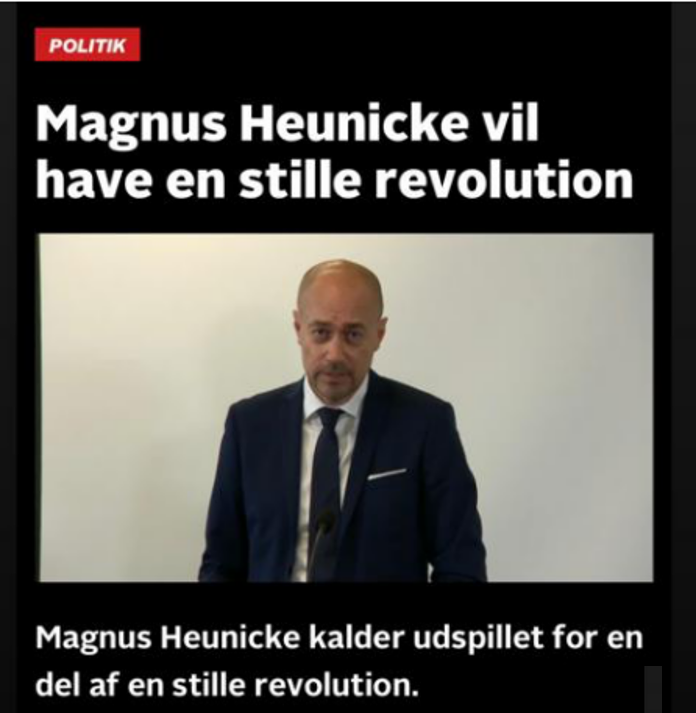 Sundhedsministeren er med på holdet...