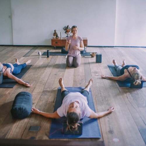 ...’bare’ en yogalærer?