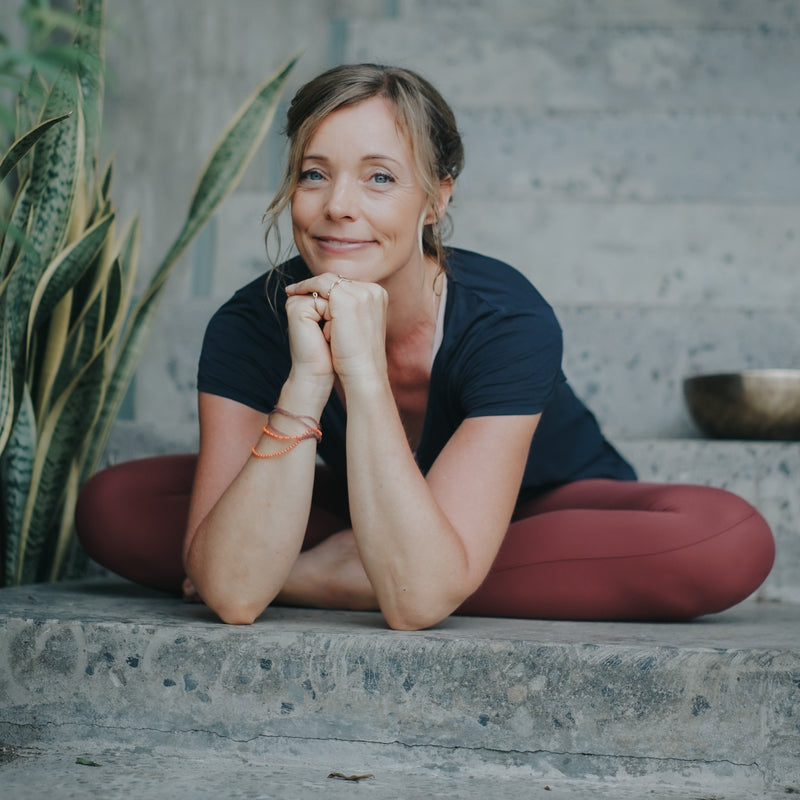 SISTERHOOD Yoga & Kreativitets Retreat i Italien d. 1.-6. oktober i enkeltværelse m/ søudsigt - RESTBELØB_Earlybird