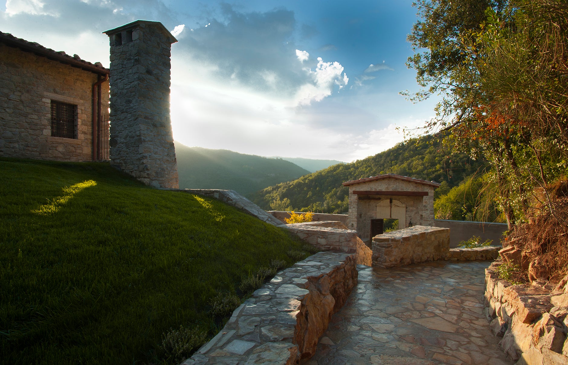 Yoga retreat i Italien d. 22.-25. sep. 2025 for 2 pers. i db.værelse - DEPOSITUM