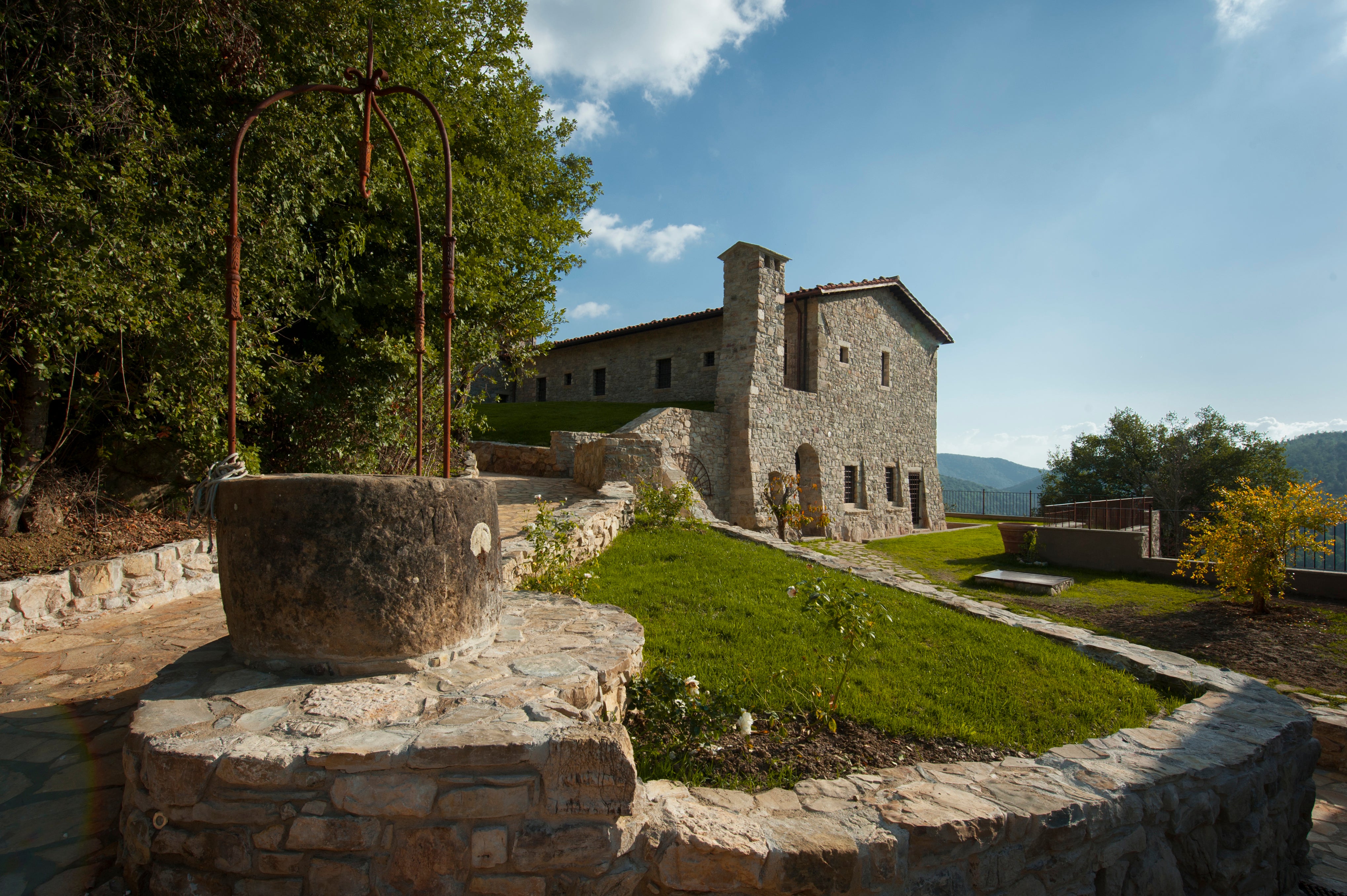 Yoga retreat i Italien d. 22.-25. sep. 2025 for 2 pers. i db.værelse - DEPOSITUM