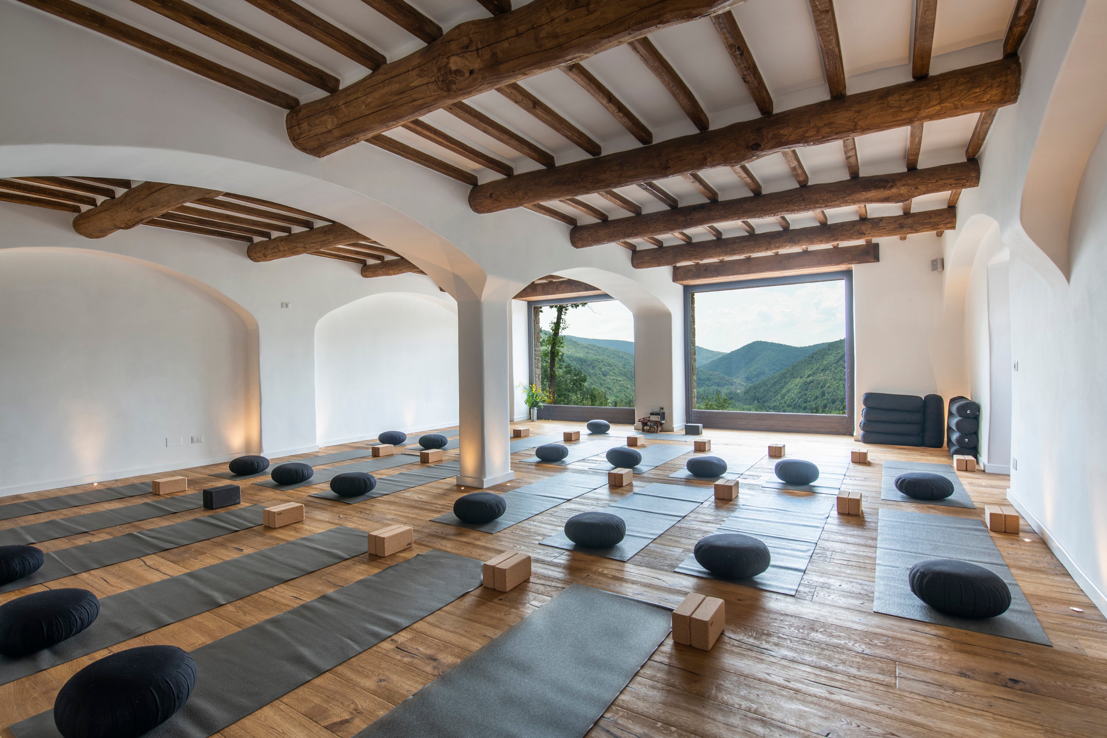 Yogaretreat i Italien d. 22.-25. sep. 2025 for 2 pers. i db.værelse - DEPOSITUM