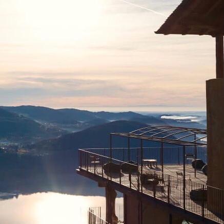 BUSTRANSFER til SISTERHOOD Yoga & Mindfulness Retreat i Italien 2023